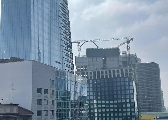 Tina41 near Central Station,Isola,Corso Como,Piazza Gae Aulenti
